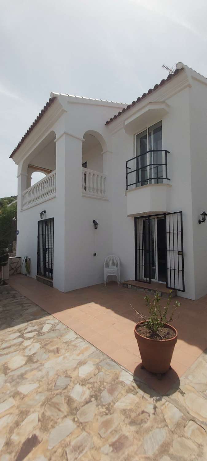 Villa with views in El Lagar area